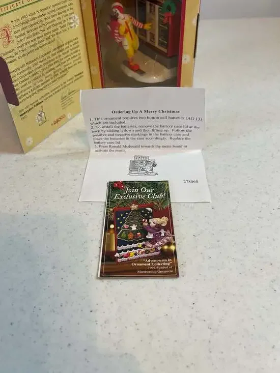 McDonalds Ordering Up A Merry Christmas Musical Ornament Enesco Treasury - Picture 9 of 16